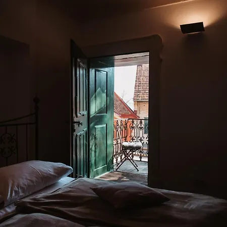 Schloss Hotel 4*